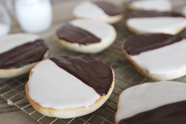 Black-and-White-Cookies-7